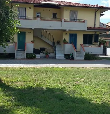 Da Anna Apartment Marina di Massa